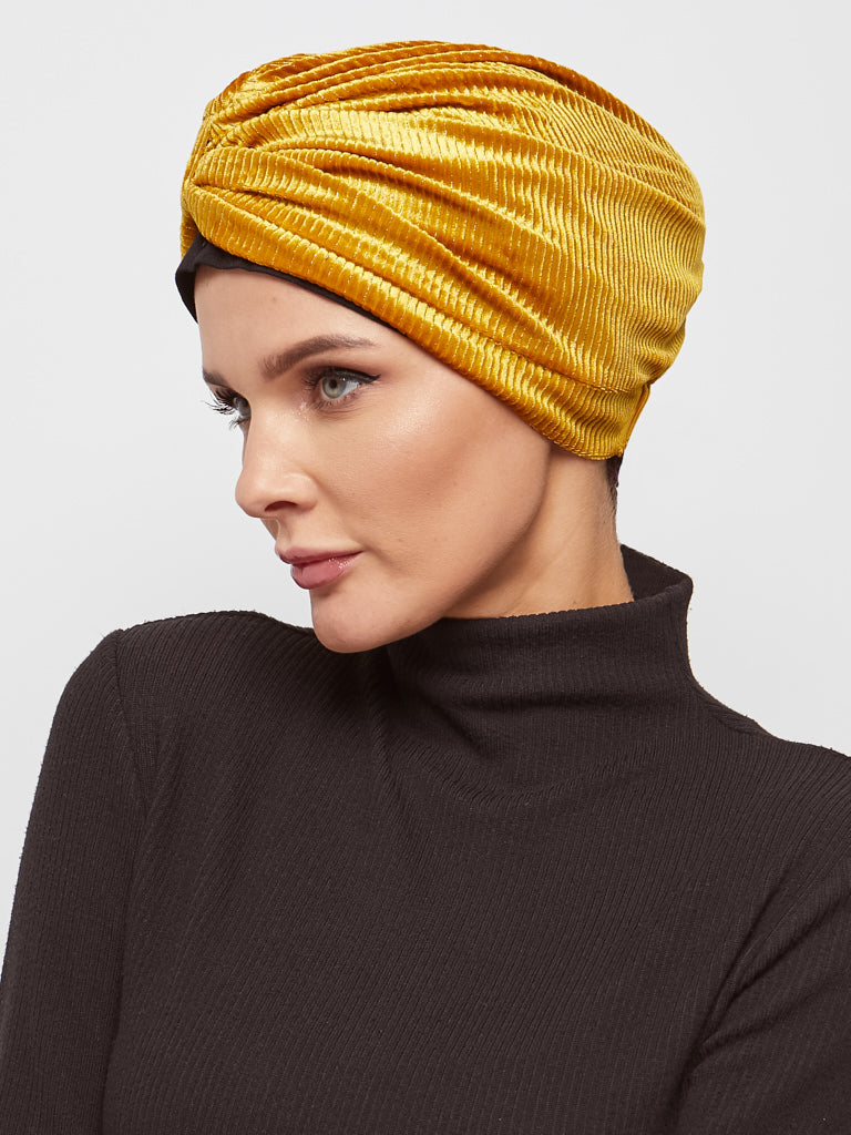 Soft Cotrise Velvet Turban’á With Twist Look In FrontKashkha